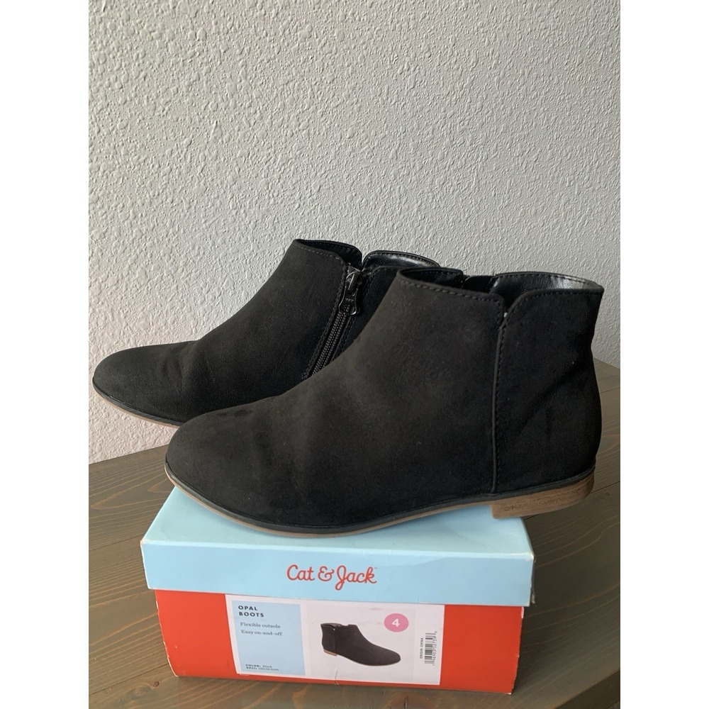 Cat Jack Kids Black Suede Ankle Boots Size 4  Zipper Side Flat Sole
